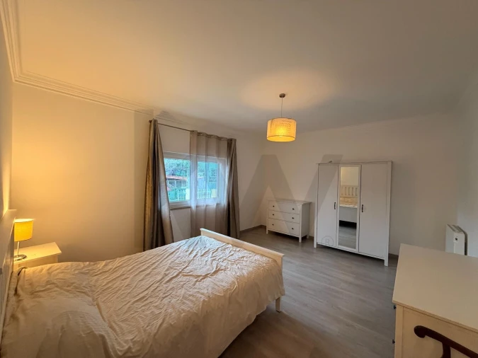 Moradia T5 para Venda em Porto Salvo Foto 33