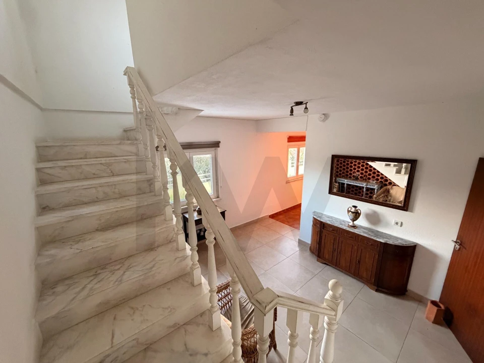 Moradia T5 para Venda em Porto Salvo Foto 21