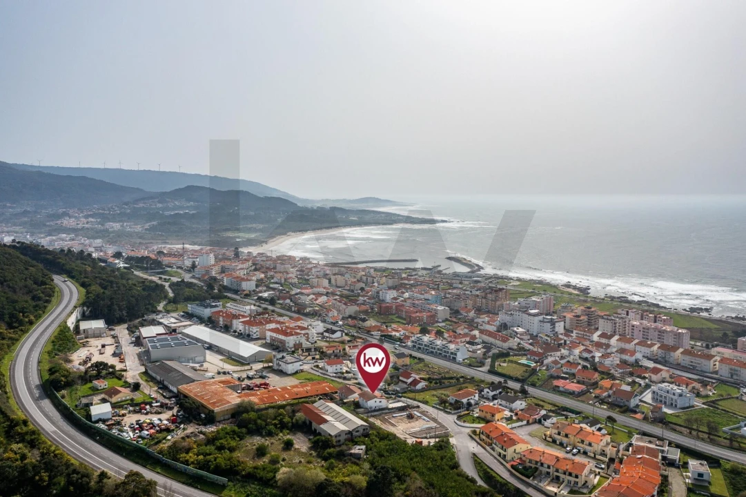 Moradia T6 para Venda em Vila Praia de Ancora Foto 48