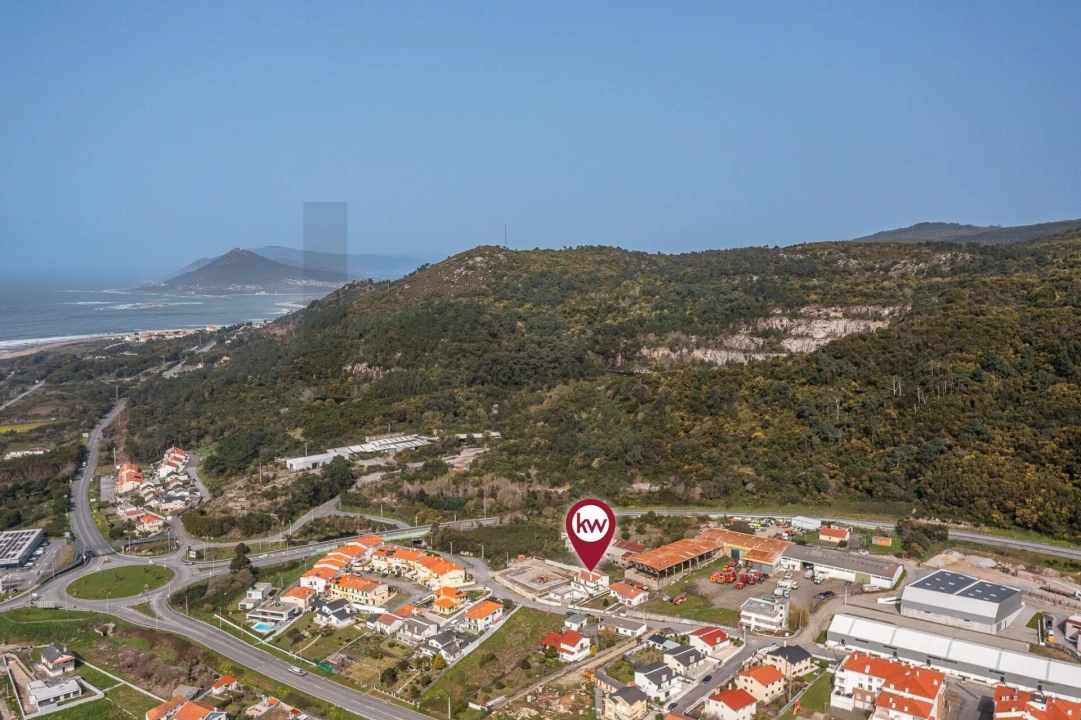 Moradia T6 para Venda em Vila Praia de Ancora Foto 52