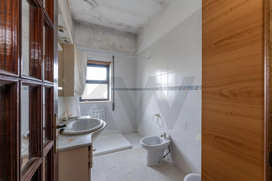 Moradia T6 para Venda em Vila Praia de Ancora Foto 37