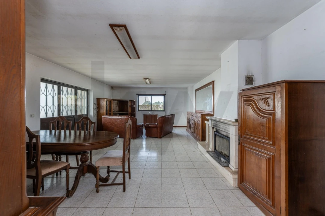 Moradia T6 para Venda em Vila Praia de Ancora Foto 32