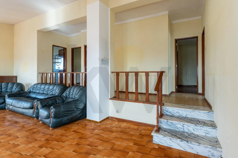 Moradia T6 para Venda em Vila Praia de Ancora Foto 13