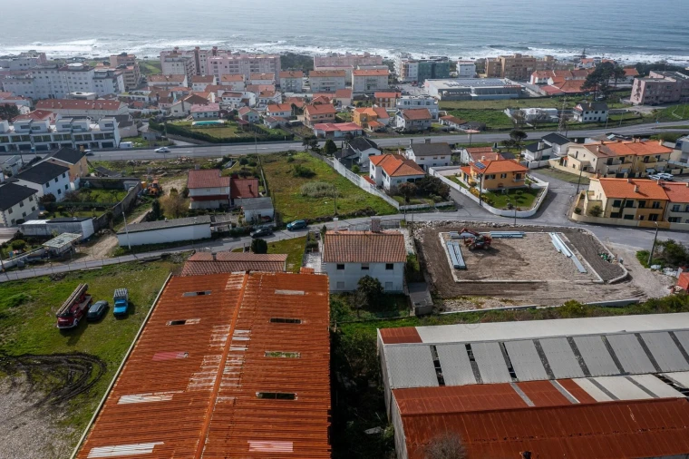 Moradia T6 para Venda em Vila Praia de Ancora Foto 58