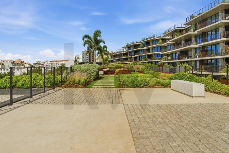 Apartamento T2 para Venda em São Martinho Foto 39