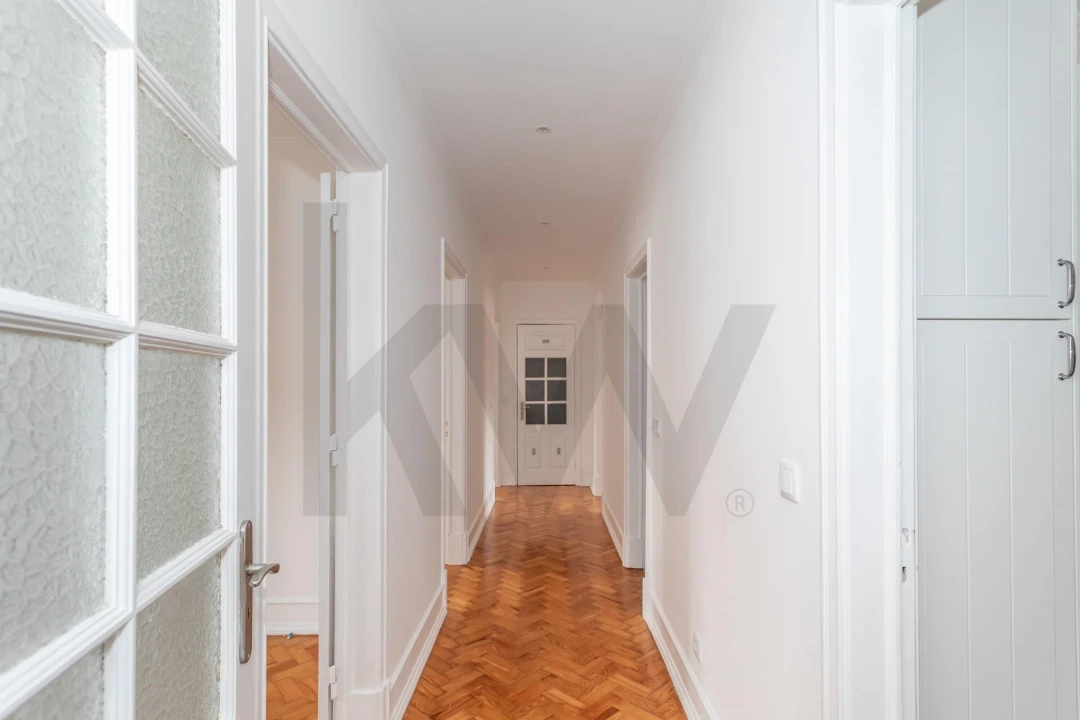 Apartamento T5 para Arrendamento em Arroios Foto 39