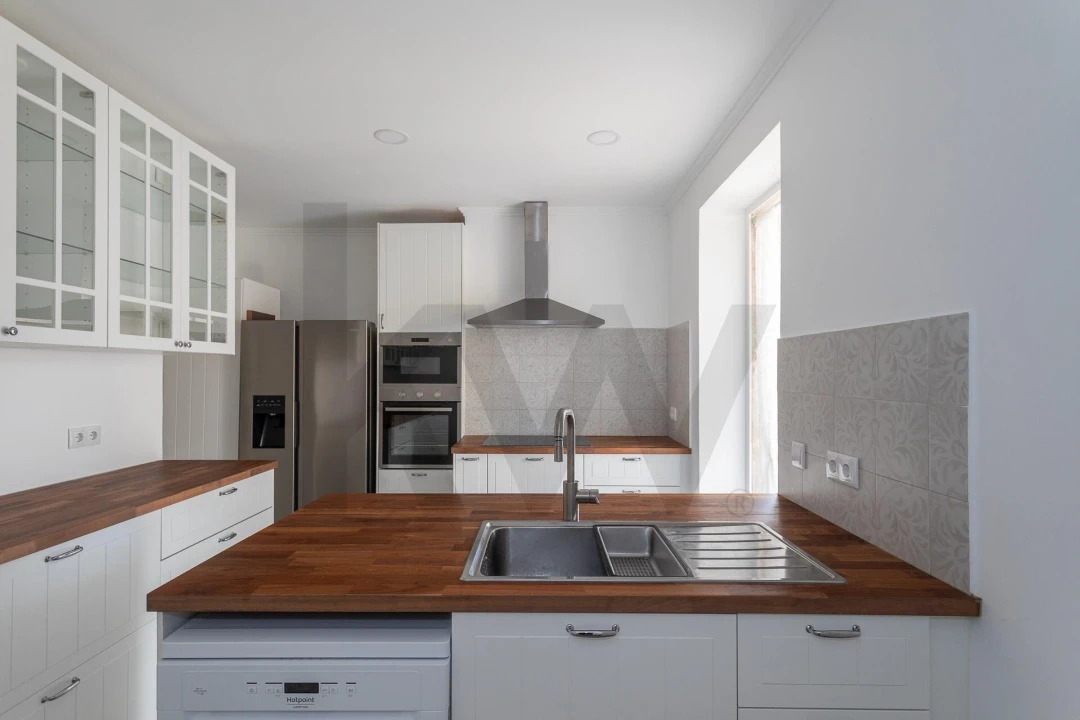 Apartamento T5 para Arrendamento em Arroios Foto 1