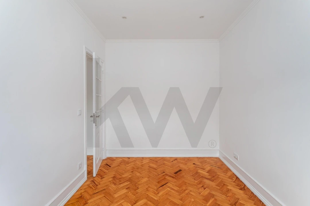 Apartamento T5 para Arrendamento em Arroios Foto 31