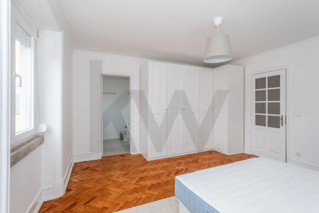 Apartamento T5 para Arrendamento em Arroios Foto 18