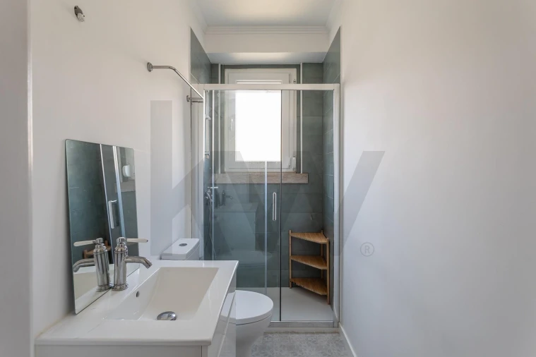 Apartamento T5 para Arrendamento em Arroios Foto 10