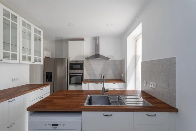 Apartamento T5 para Arrendamento em Arroios Foto 1