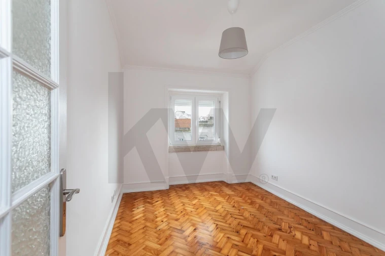 Apartamento T5 para Arrendamento em Arroios Foto 32