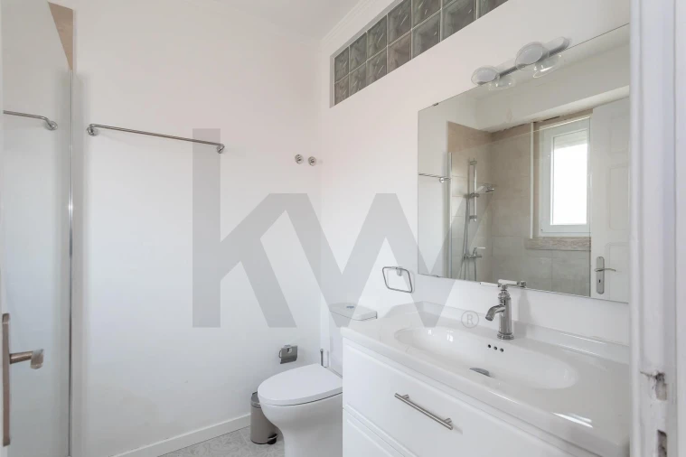 Apartamento T5 para Arrendamento em Arroios Foto 20