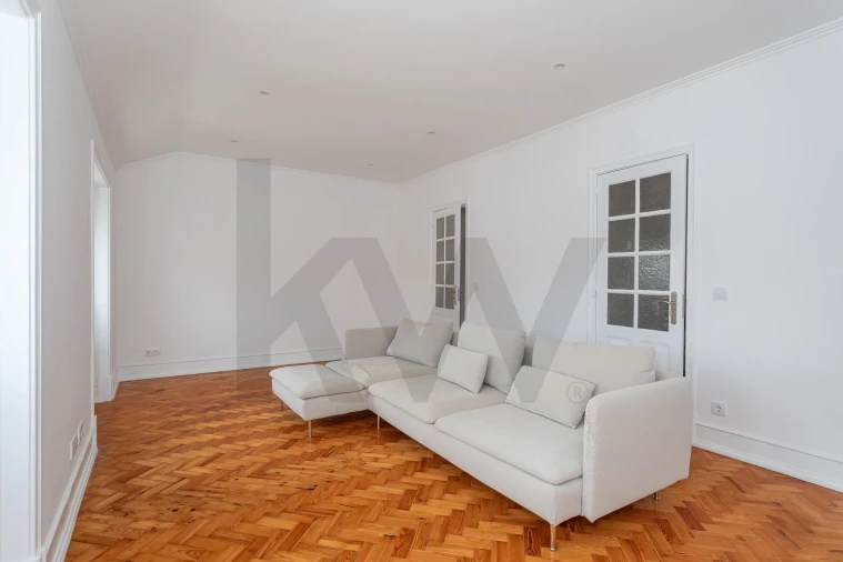 Apartamento T5 para Arrendamento em Arroios Foto 27