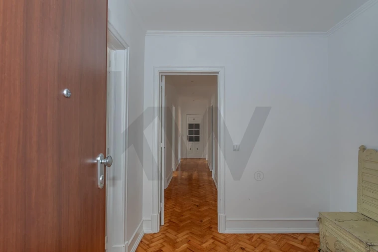 Apartamento T5 para Arrendamento em Arroios Foto 28