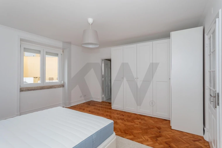 Apartamento T5 para Arrendamento em Arroios Foto 16