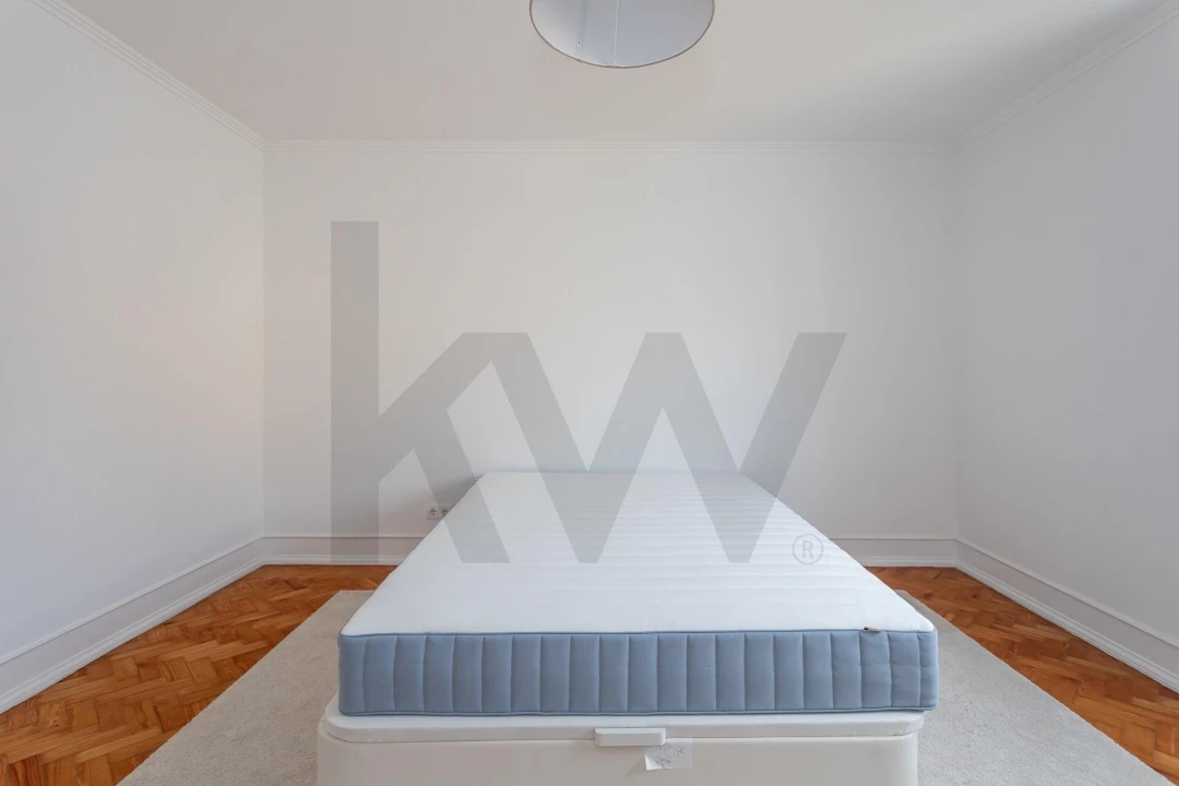 Apartamento T5 para Arrendamento em Arroios Foto 21