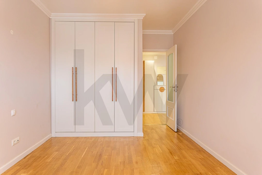 Apartamento T1 para Arrendamento em São Domingos de Rana Foto 10