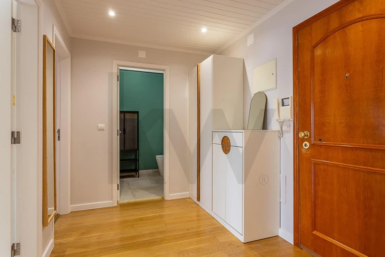 Apartamento T1 para Arrendamento em São Domingos de Rana Foto 13