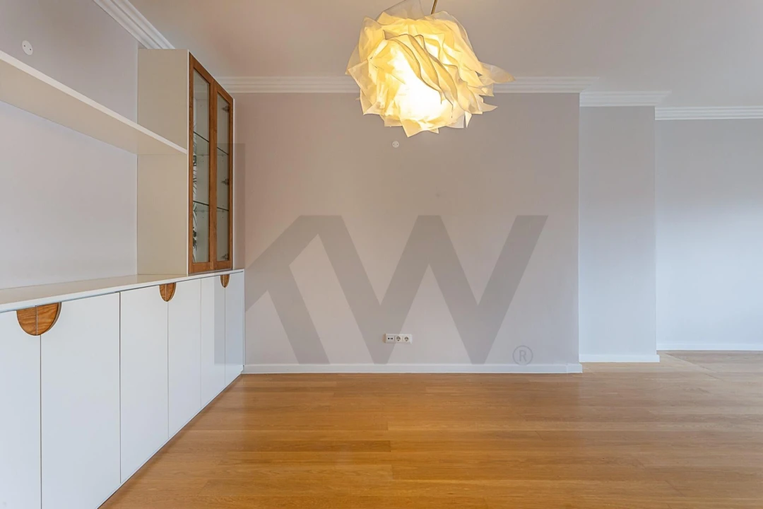 Apartamento T1 para Arrendamento em São Domingos de Rana Foto 3