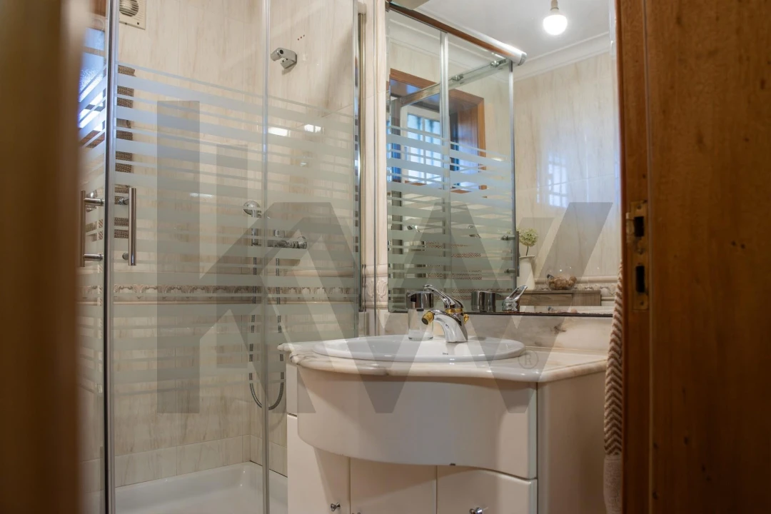 Moradia T3 para Venda em O. Azeméis, Riba-Ul, Ul, Macinhata Seixa, Madail Foto 53