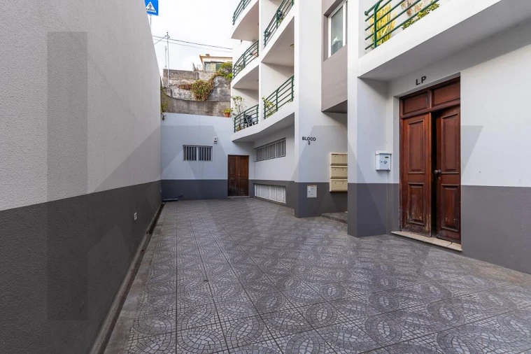 Armazém para Venda em Funchal (Santa Luzia) Foto 28