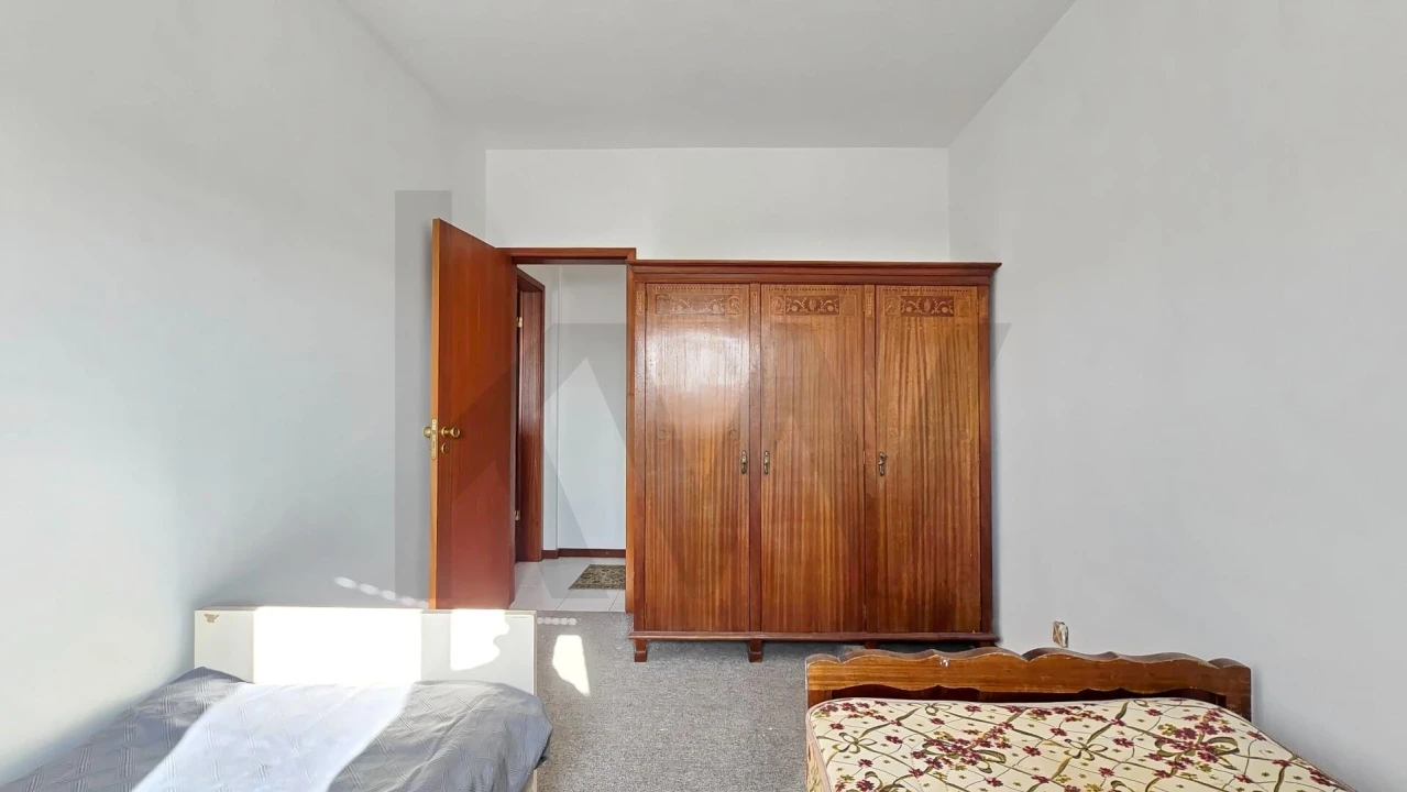 Apartamento T2 para Venda em Sangalhos Foto 11