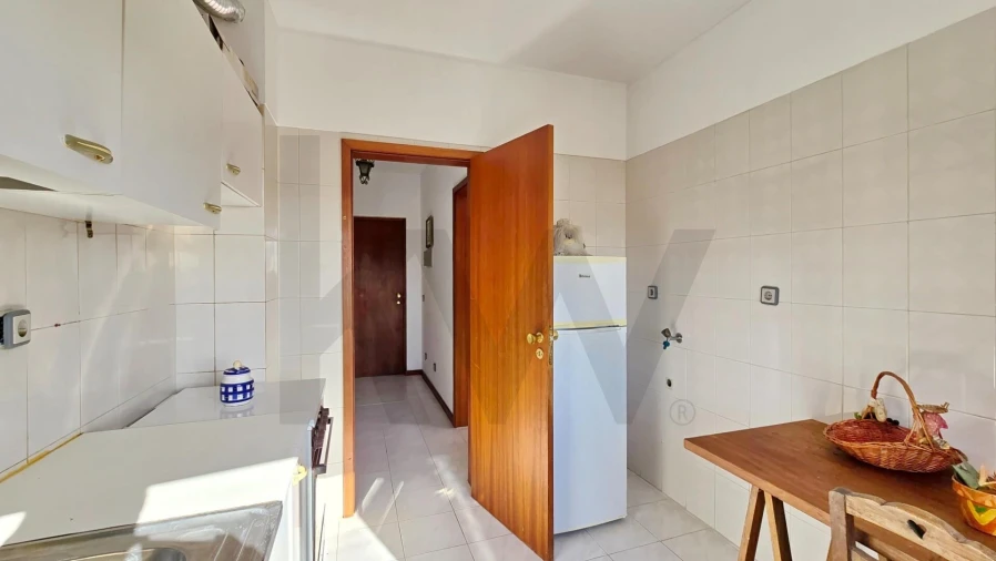 Apartamento T2 para Venda em Sangalhos Foto 36