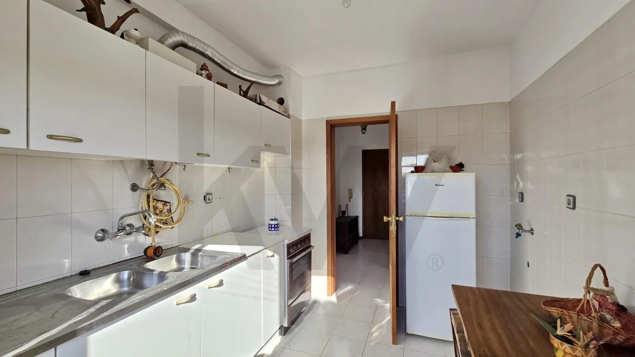 Apartamento T2 para Venda em Sangalhos Foto 33