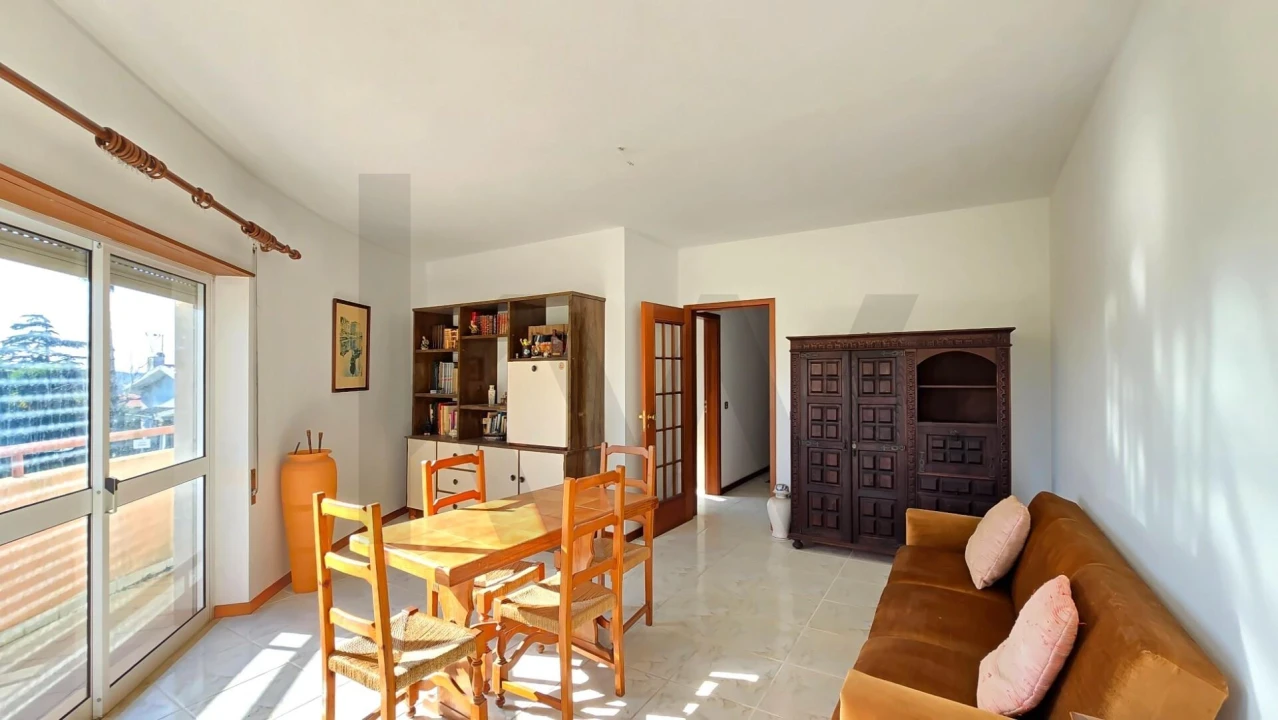 Apartamento T2 para Venda em Sangalhos Foto 24