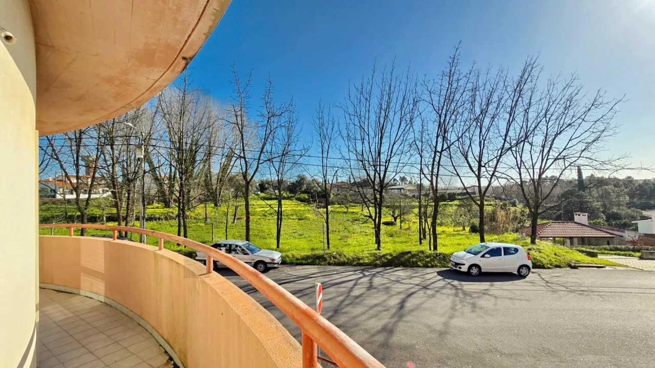 Apartamento T2 para Venda em Sangalhos Foto 4