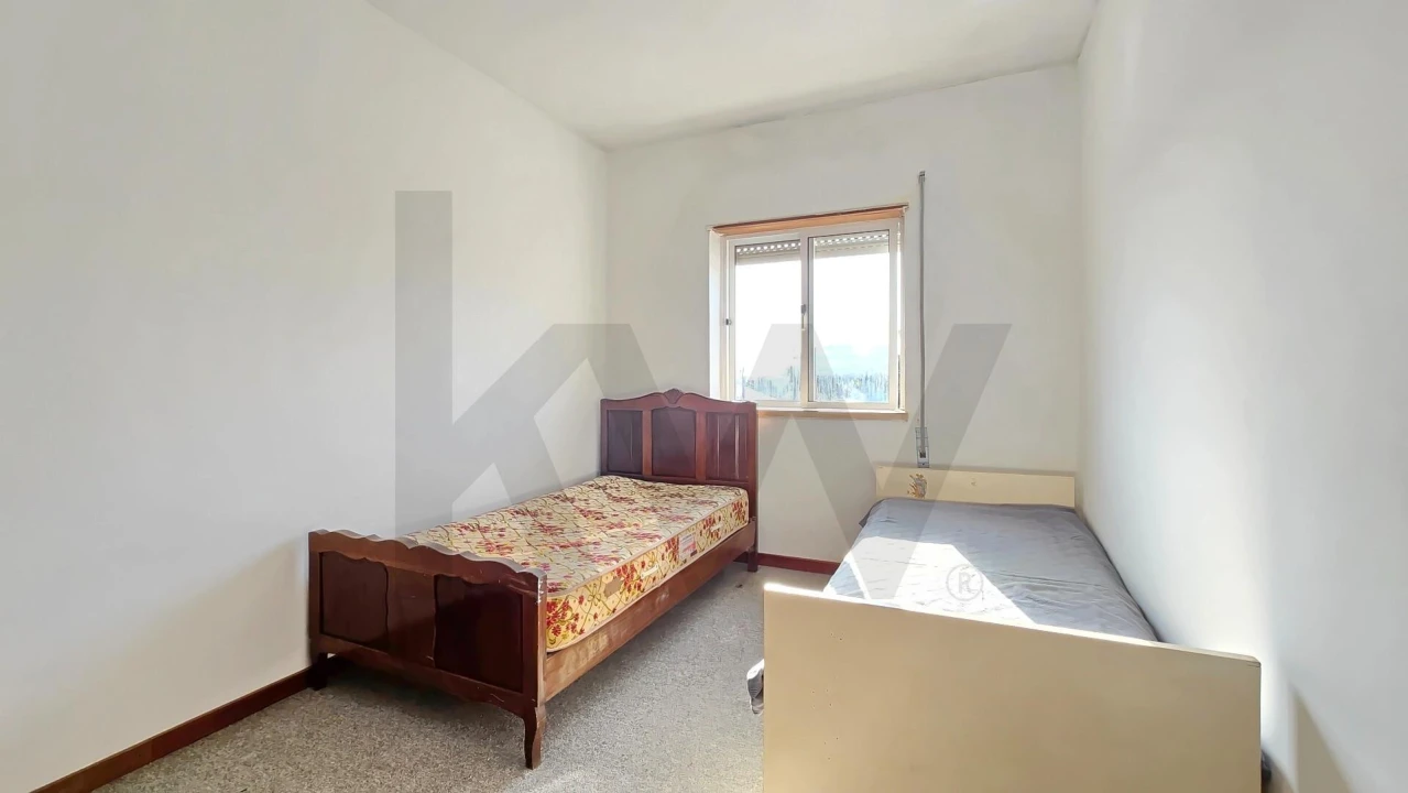 Apartamento T2 para Venda em Sangalhos Foto 8