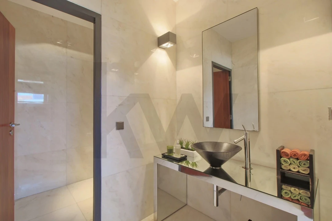 Moradia T4 para Venda em Gafanha da Nazaré Foto 16