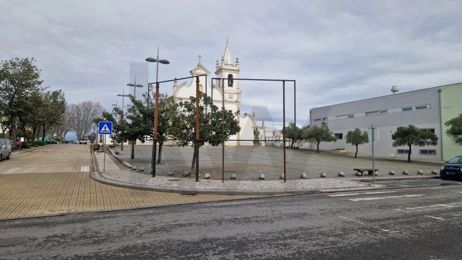 Apartamento T2 para Arrendamento em Aradas Foto 24