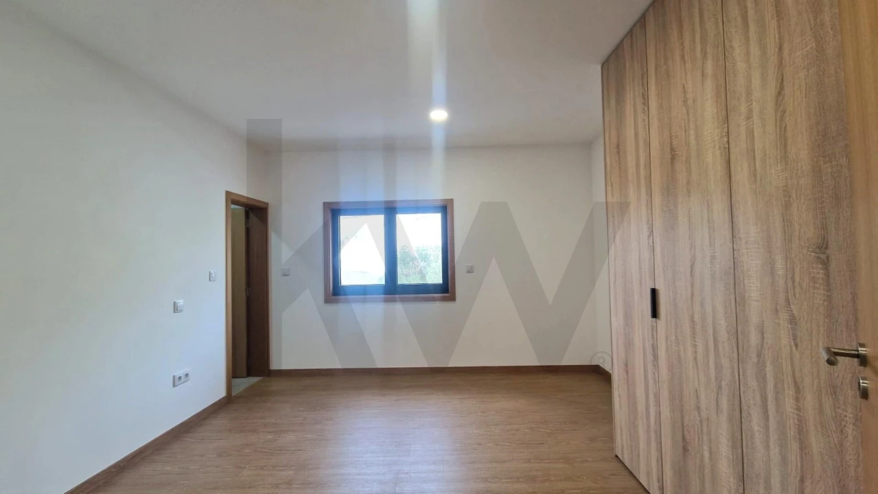Apartamento T2 para Arrendamento em Aradas Foto 13