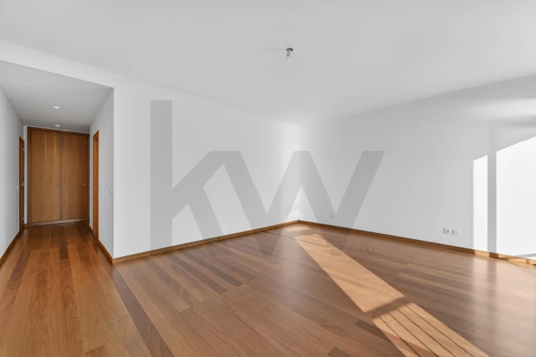 Apartamento T3 para Venda em São Martinho Foto 15