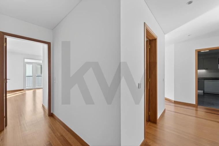 Apartamento T3 para Venda em São Martinho Foto 22