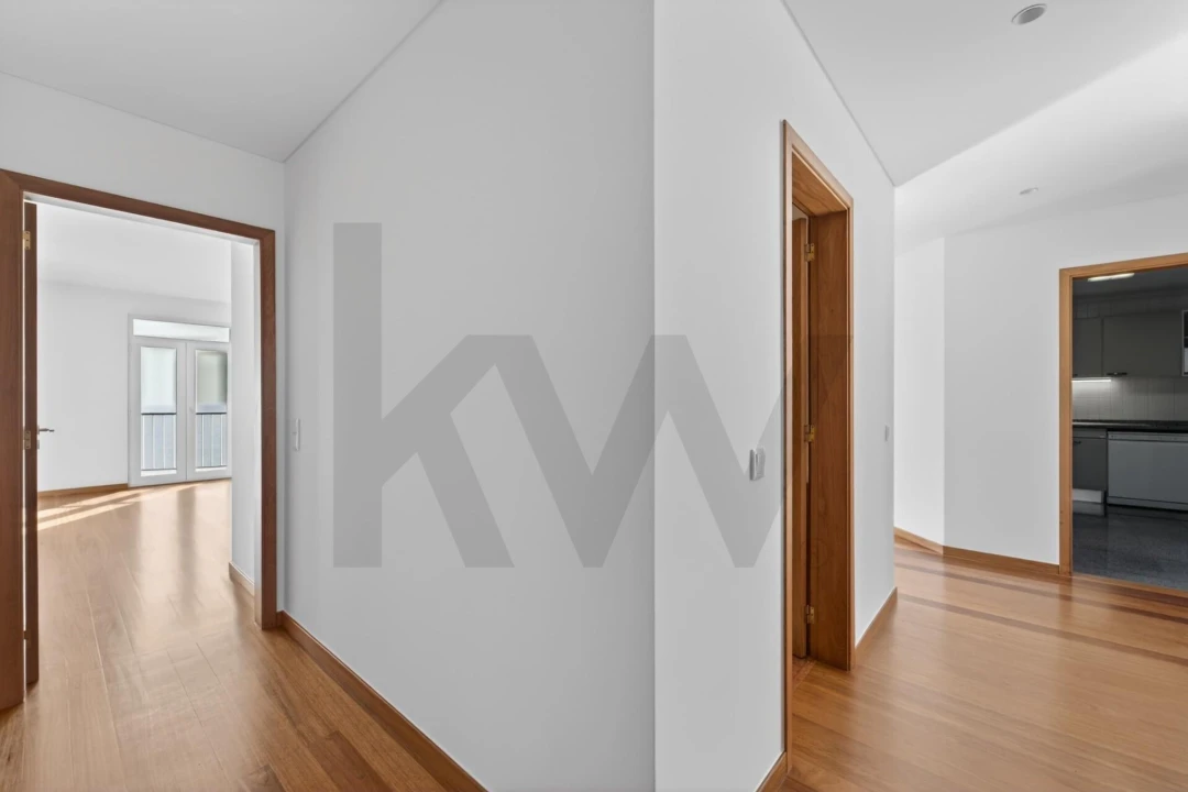 Apartamento T3 para Venda em São Martinho Foto 22