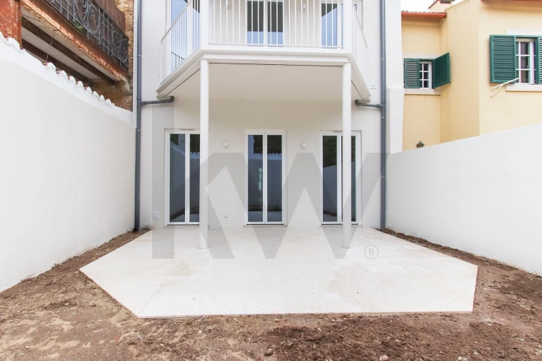 Apartamento T2 para Arrendamento em Campo de Ourique Foto 11