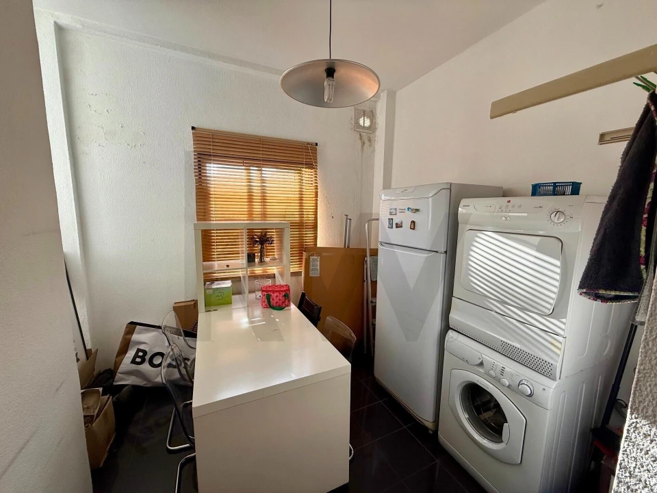 Apartamento T5 para Venda em Avenidas Novas Foto 18