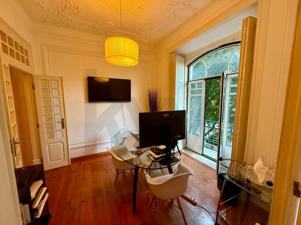 Apartamento T5 para Venda em Avenidas Novas Foto 14
