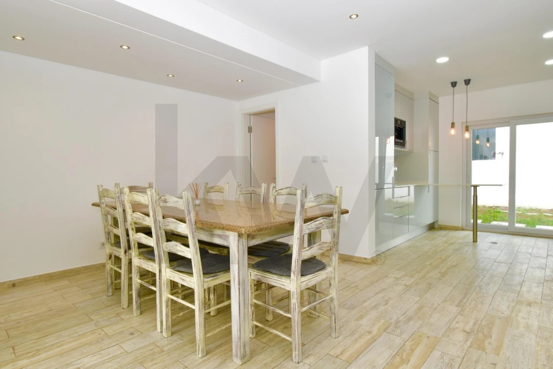 Moradia T3 para Arrendamento em Cascais e Estoril Foto 5