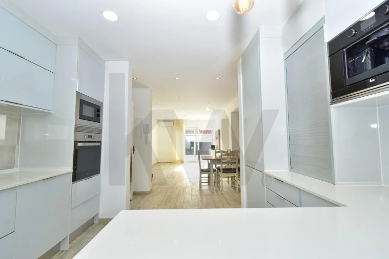 Moradia T3 para Arrendamento em Cascais e Estoril Foto 9