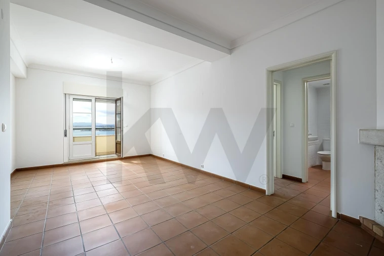 Apartamento T1 para Arrendamento em Estrela Foto 8