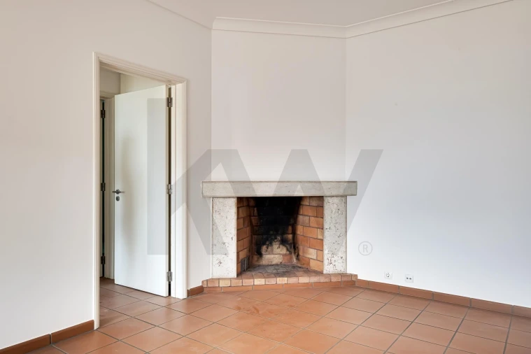 Apartamento T1 para Arrendamento em Estrela Foto 6