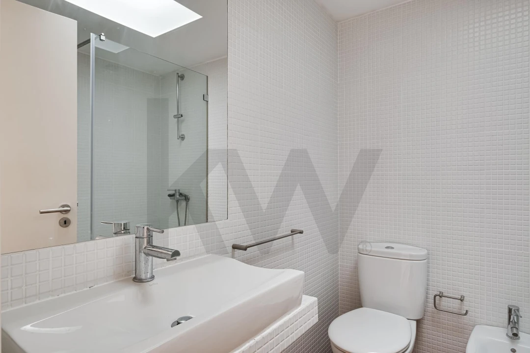 Apartamento T1 para Arrendamento em Estrela Foto 11