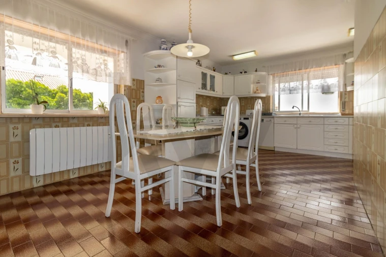 Moradia T4 para Venda em Fernao Ferro Foto 9