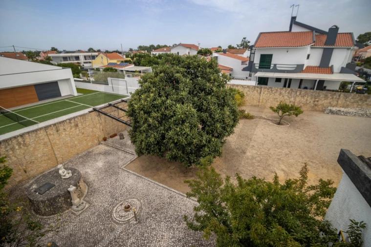 Moradia T4 para Venda em Fernao Ferro Foto 25