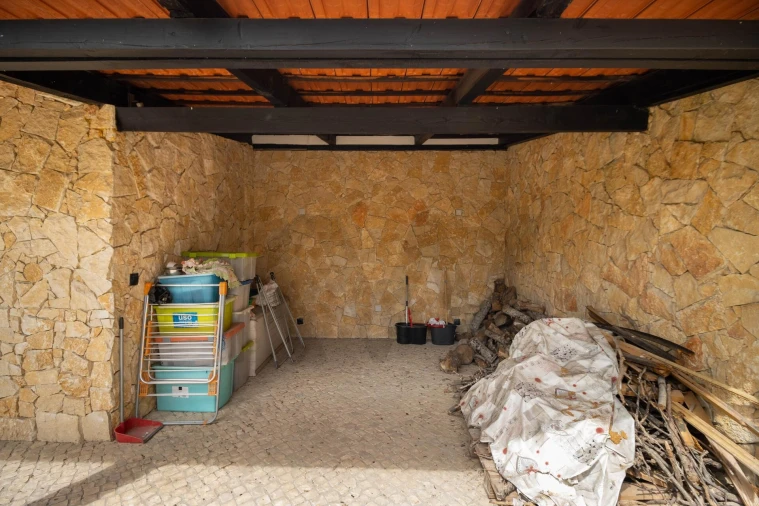 Moradia T4 para Venda em Fernao Ferro Foto 24