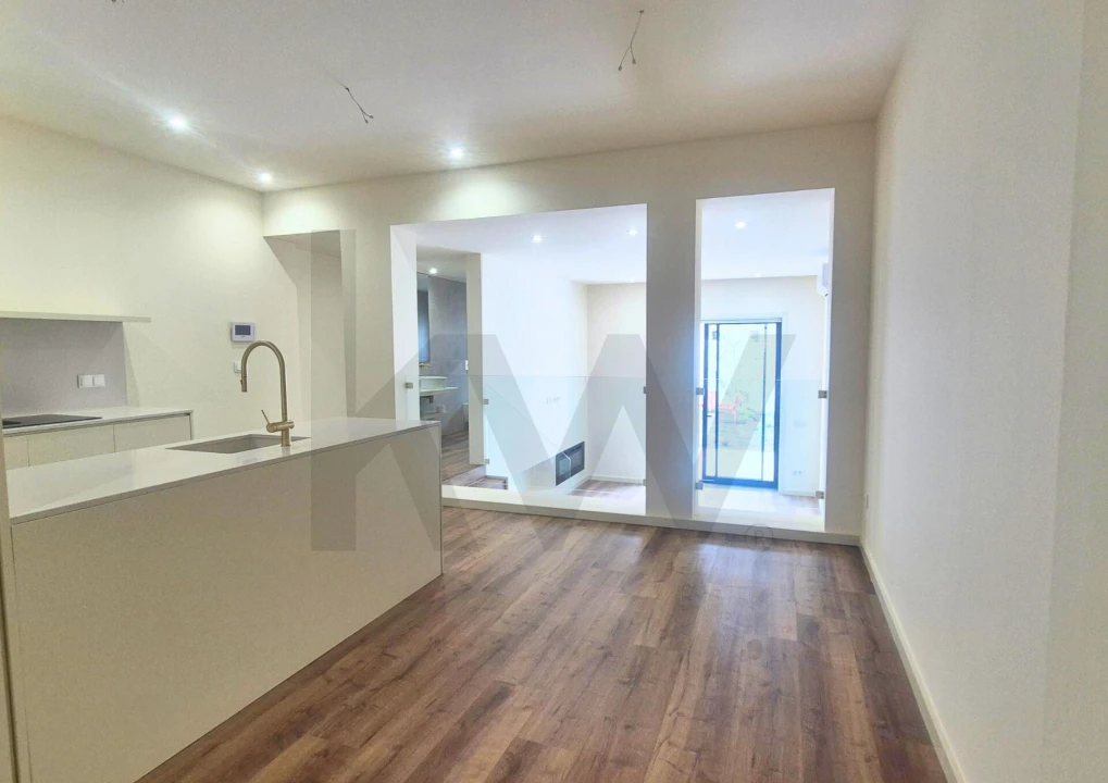 Apartamento T2 para Venda em Bonfim Foto 6